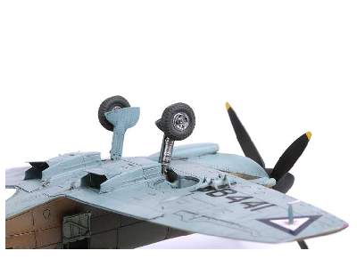 Spitfire Mk.IX - piloci czechosłowaccy - Nasi se vraceji  - zdjęcie 71