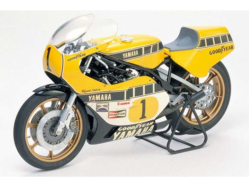 Yamaha YZR500 GP Racer Kit - zdjęcie 1 Yamaha YZR500 GP Racer Kit - zdjęcie 1