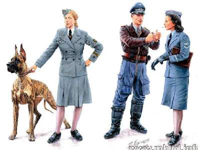 Figurki Women at War: Germany, Luftwaffe Helferinnen - zdjęcie 1