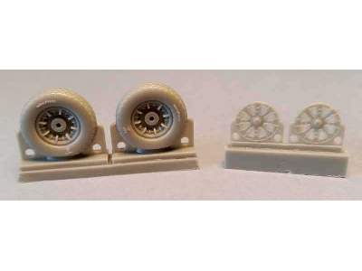 F4U Corsair/F6F Hellcat  Block Thread Wheels set - zdjęcie 5