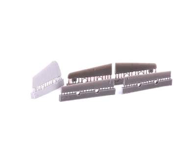 P-51D control surfaces 1/48 - Airfix - zdjęcie 4