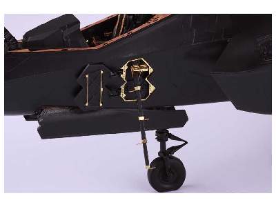 F-35A 1/32 - Italeri - zdjęcie 12