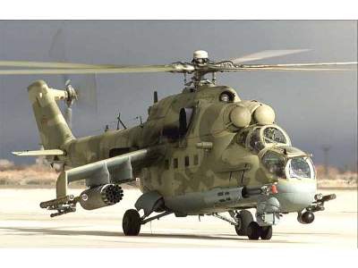 Mil Mi-24P Russian Aerospace Forces attack helicopter - zdjęcie 2