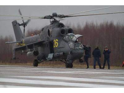 Mil Mi-24P Russian Aerospace Forces attack helicopter - zdjęcie 3