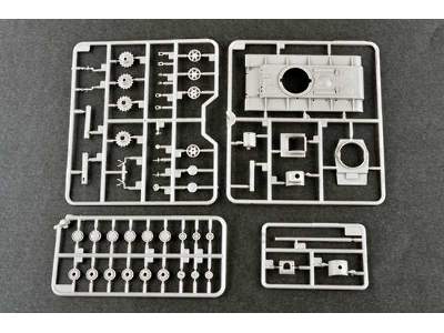 Czołg sowiecki KV-2 z działem 107mm Zis-6 - zdjęcie 6