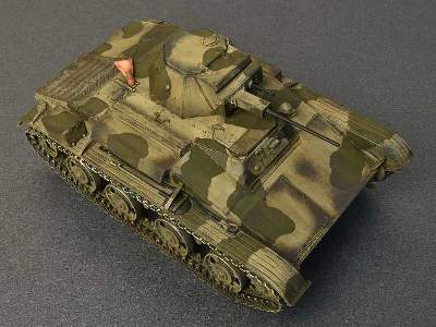 Czołg T-60 fabryka nr 264, z wnętrzem - zdjęcie 2