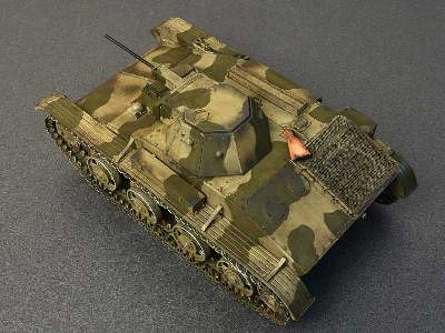 Czołg T-60 fabryka nr 264, z wnętrzem - zdjęcie 4