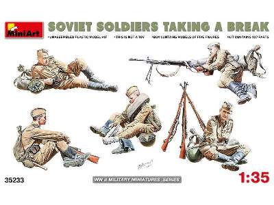 Żołnierze radzieccy - odpoczynek - zdjęcie 1