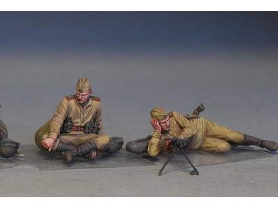 Żołnierze radzieccy - odpoczynek - zdjęcie 23