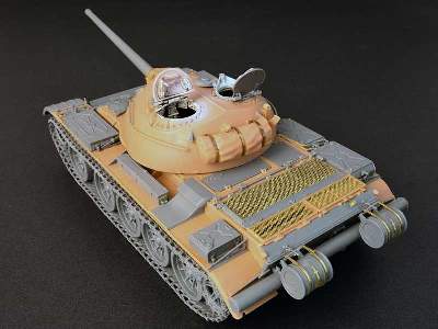 T-54-3 radziecki średni czołg - z wnętrzem - model 1951 - zdjęcie 139