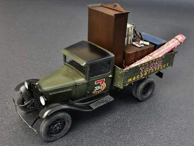 Soviet 1.5 Ton Cargo Truck - zdjęcie 2