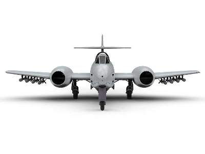 Gloster Meteor F8 - Wojna Koreańska - zdjęcie 7