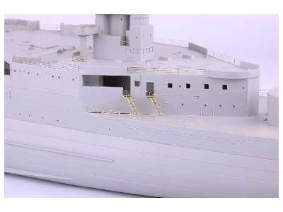 HMS Hood part I 1/200 - Trumpeter - zdjęcie 37