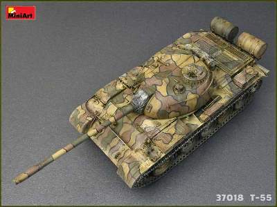 T-55 model 1963 radziecki średni czołg - z wnętrzem  - zdjęcie 5