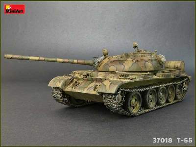 T-55 model 1963 radziecki średni czołg - z wnętrzem  - zdjęcie 15