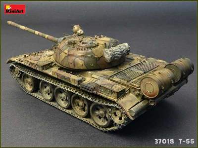 T-55 model 1963 radziecki średni czołg - z wnętrzem  - zdjęcie 19