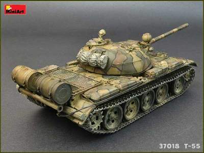 T-55 model 1963 radziecki średni czołg - z wnętrzem  - zdjęcie 20
