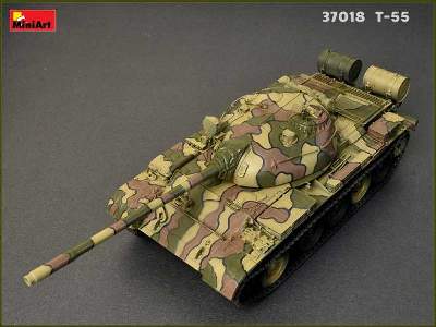 T-55 model 1963 radziecki średni czołg - z wnętrzem  - zdjęcie 165