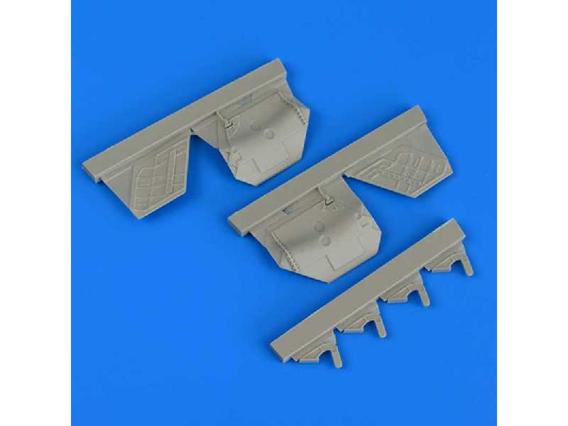 F/A-22A Raptor undercarriage covers - Hasegawa - zdjęcie 1 F/A-22A Raptor undercarriage covers - Hasegawa - zdjęcie 1