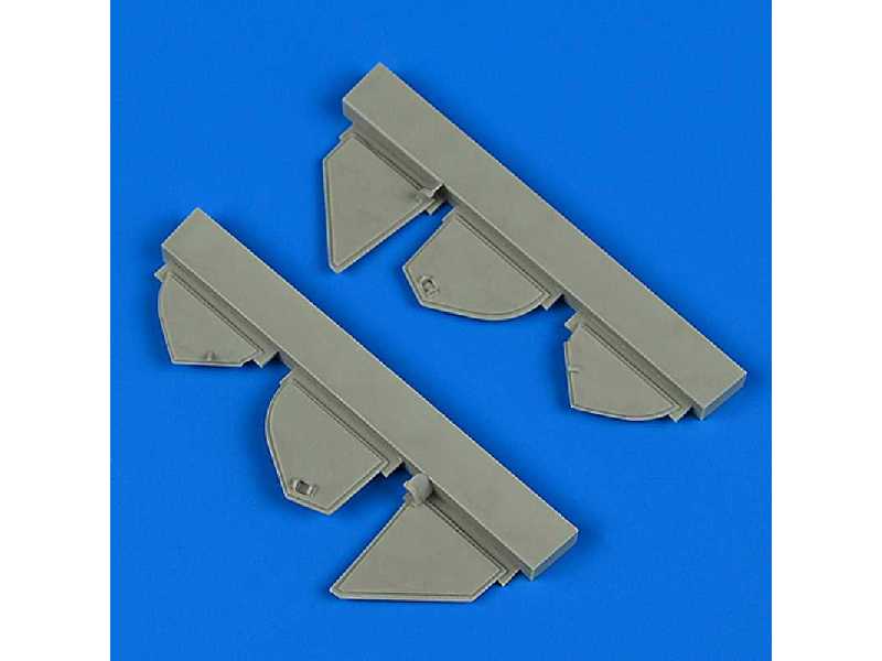 Defiant Mk.I undercarriage covers - Airfix - zdjęcie 1