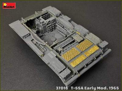 T-55A model 1965 wczesna produkcja - z wnętrzem  - zdjęcie 109