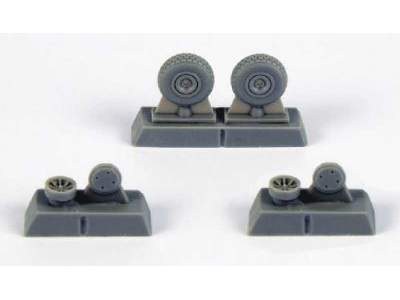 P-40 Wheels Block Tread   Special Hobby - zdjęcie 1