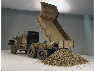 U.S. Diamond T 972 Dump Truck Hard Top Cab - zdjęcie 5