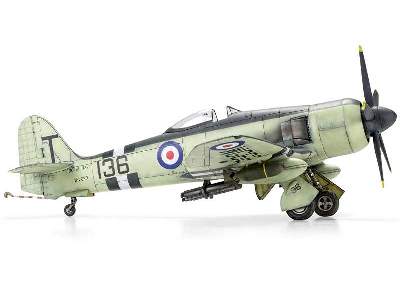 Hawker Sea Fury FB.II - zdjęcie 5