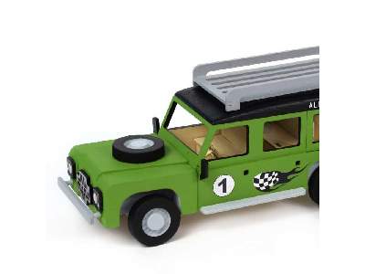 Junior Collection: Land Rover z motocyklem - zestaw z farbami - zdjęcie 5