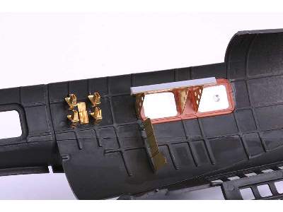 He 111H-3 radio compartment 1/48 - Icm - zdjęcie 3