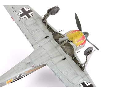 Fw 190A-5 light fighter 1/48 - zdjęcie 21