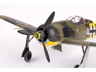 Fw 190A-5 light fighter 1/48 - zdjęcie 28