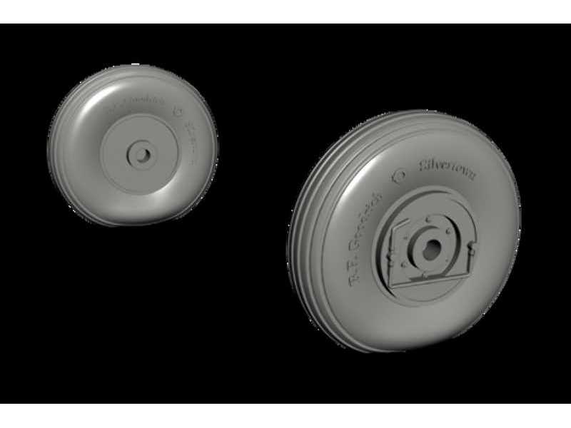 Iar-81c - Late Mainwheels For Sh./Azur/From Kit - zdjęcie 1 Iar-81c - Late Mainwheels For Sh./Azur/From Kit - zdjęcie 1