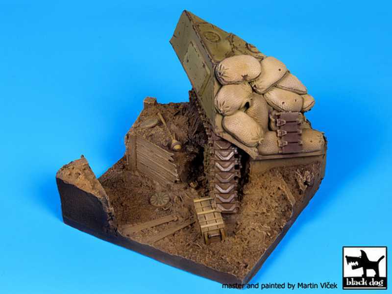 Destroyed Sherman Base - zdjęcie 1 Destroyed Sherman Base - zdjęcie 1