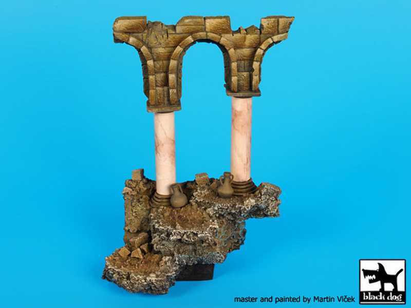 Columns N°2 Base - zdjęcie 1 Columns N°2 Base - zdjęcie 1