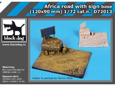 Africa Road With Sign Base - zdjęcie 5