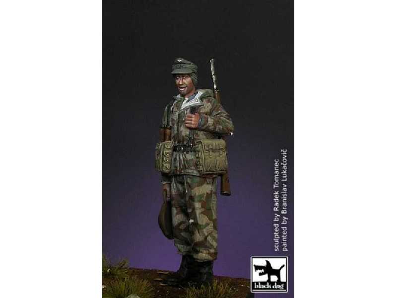 Wehrmacht Soldier 1944 - zdjęcie 1 Wehrmacht Soldier 1944 - zdjęcie 1