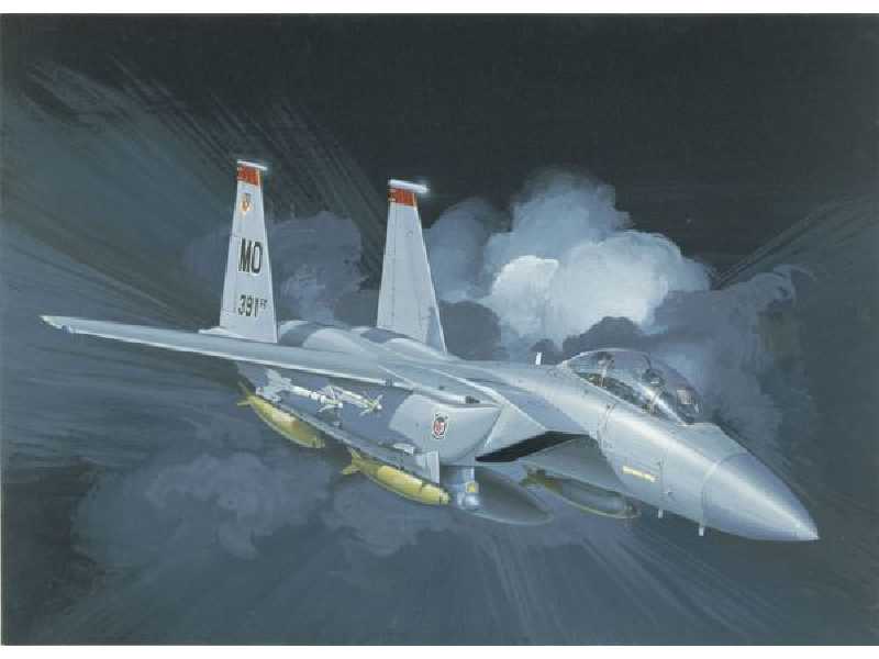 F-15 E Strike Eagle - zdjęcie 1 F-15 E Strike Eagle - zdjęcie 1