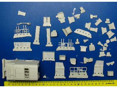 Landrover Defender Snatch Conversion Set For Hobby Boss - zdjęcie 7