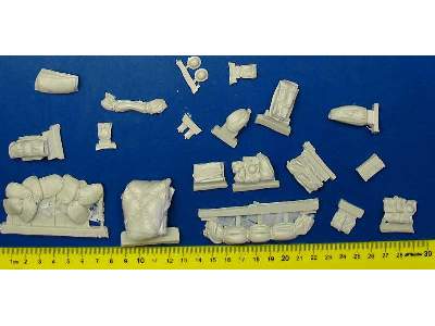 British Bishop Accessories Set For Bronco Models - zdjęcie 7