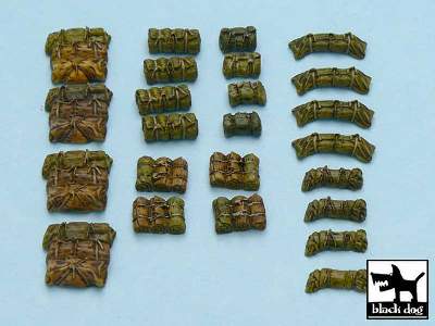 Tentage + Bedrolls #4 Accessories Set 24 Resin Parts - zdjęcie 2