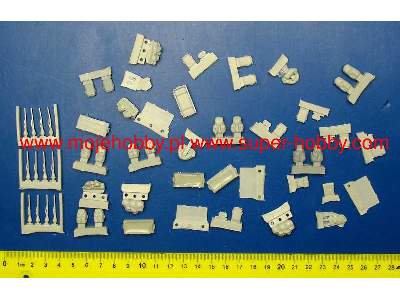 German Equipment Accessories Set 35 Resin Parts - zdjęcie 3