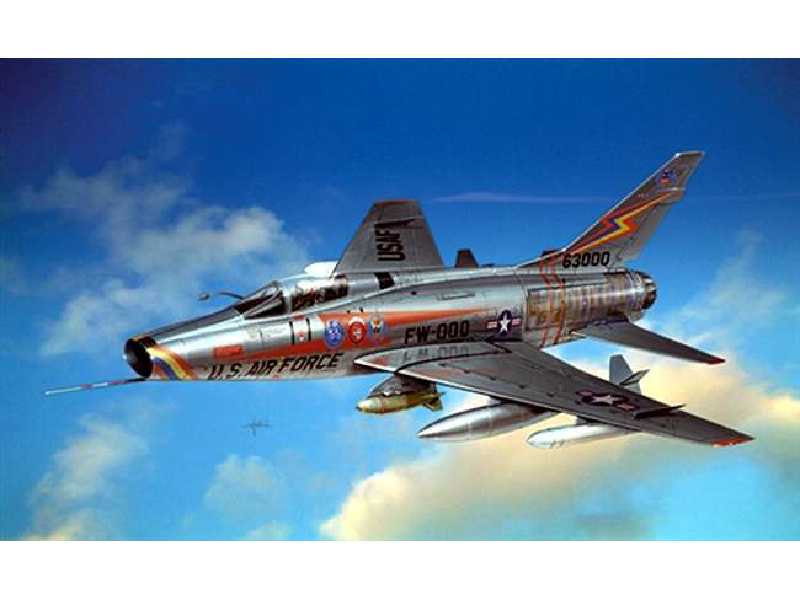North American F-100 D Super Sabre - zdjęcie 1 North American F-100 D Super Sabre - zdjęcie 1