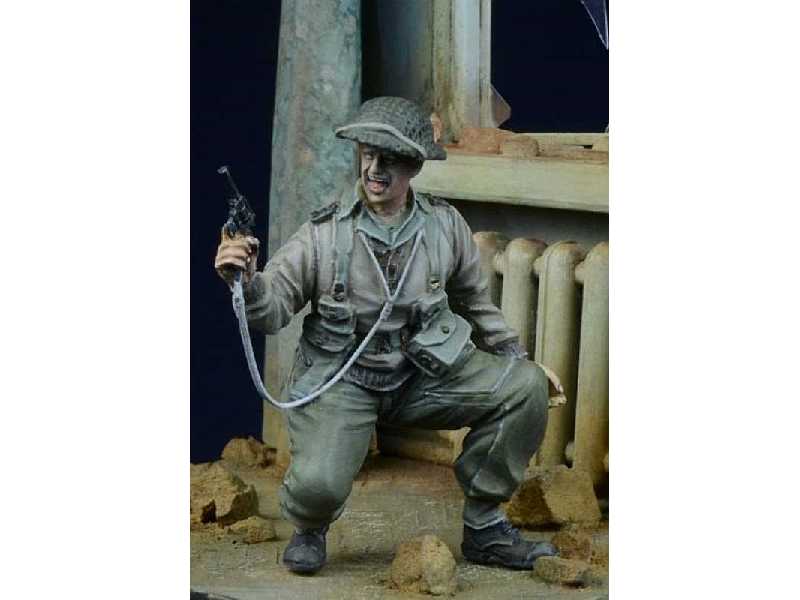 British / Commonwealth Officer In Action 1943 -45 - zdjęcie 1 British / Commonwealth Officer In Action 1943 -45 - zdjęcie 1