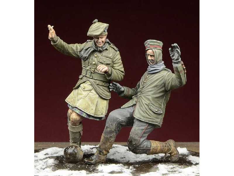 Football, Christmas Truce 1914 - zdjęcie 1 Football, Christmas Truce 1914 - zdjęcie 1
