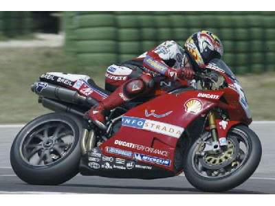 Ducati 998 F02 SBK 2002 - zdjęcie 1