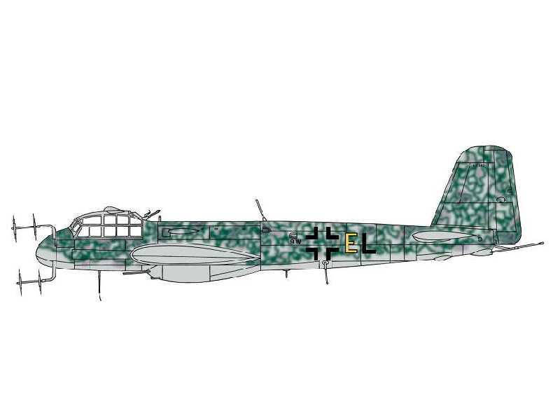 Junkers Ju88G-6 "Nachtjager" + piloci Luftwaffe - zdjęcie 1 Junkers Ju88G-6 "Nachtjager" + piloci Luftwaffe - zdjęcie 1