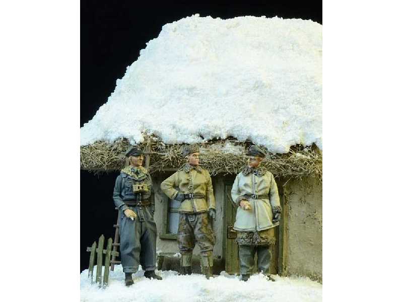 Waffen SS Officers Winter 1943-45 - zdjęcie 1 Waffen SS Officers Winter 1943-45 - zdjęcie 1