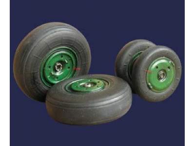 Resin Wheels To Spitfire I, Ii, V (3 Pcs) - zdjęcie 4