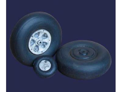 Resin Wheels To Spitfire I, Ii, V (3 Pcs) - zdjęcie 3